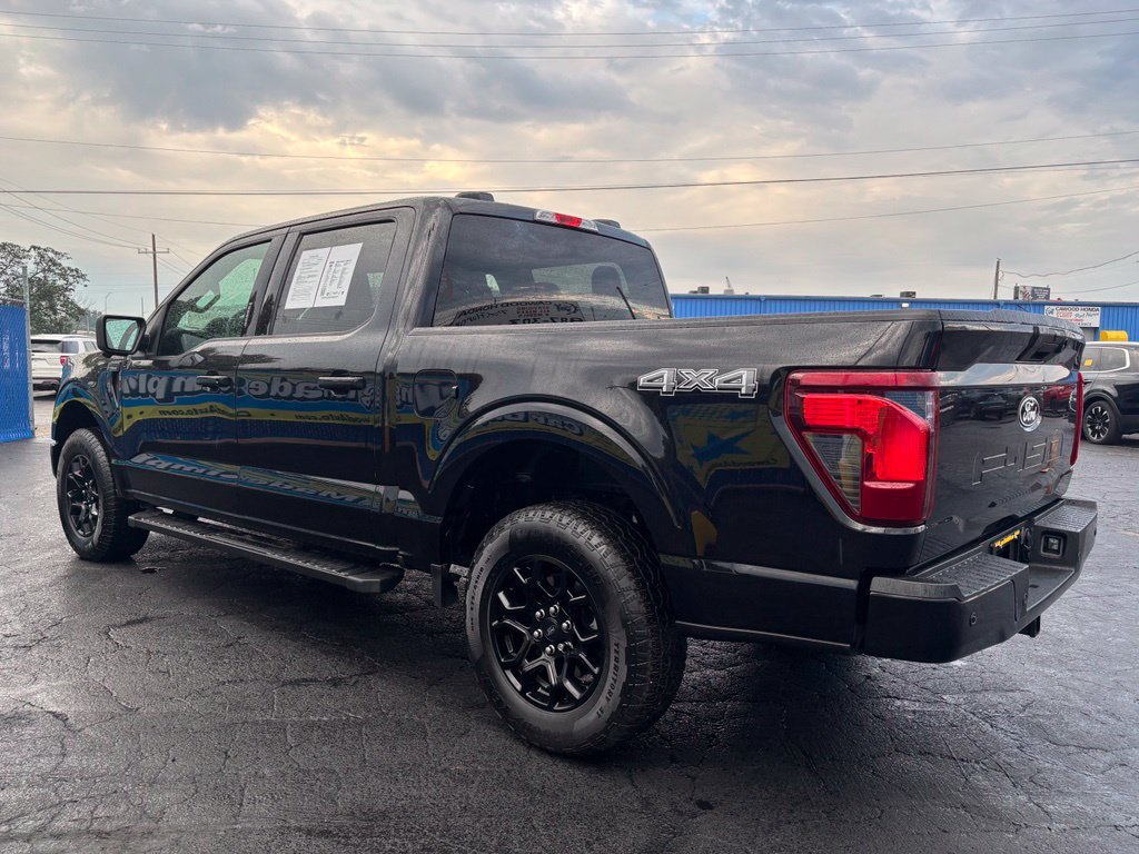 Used 2024 Ford F150 XLT w/ XLT Black Appearance Package AWD/4WD image 6