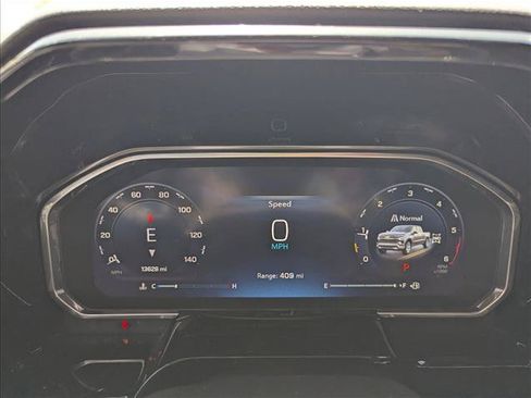 Used 2026 Chevrolet Silverado 1500 LT w/ Z71 Off-Road Package AWD/4WD image 9