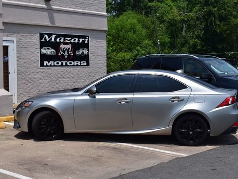 Used 2016 Lexus IS 200t RWD image 3