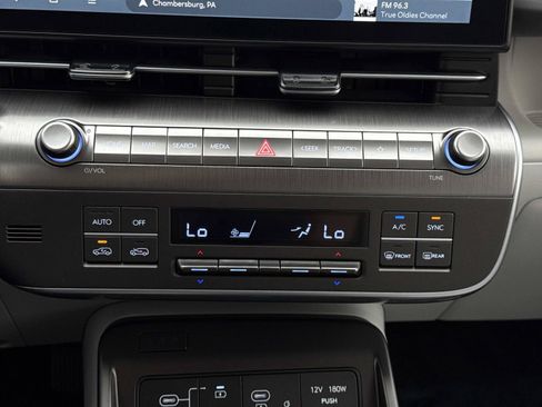 Certified 2024 Hyundai Kona SEL w/ Convenience Package FWD image 6