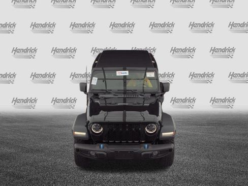 Used 2023 Jeep Wrangler Unlimited w/ Sun & Screen Package AWD/4WD image 7
