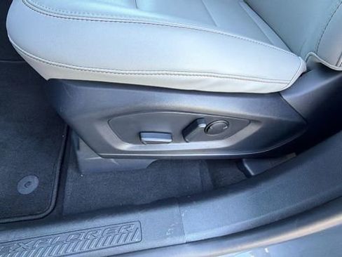 New 2026 Ford Explorer Active w/ Active Comfort Package image 21