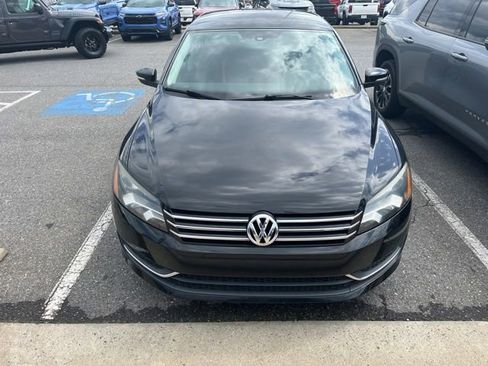 Used 2014 Volkswagen Passat 2.5 S FWD image 2