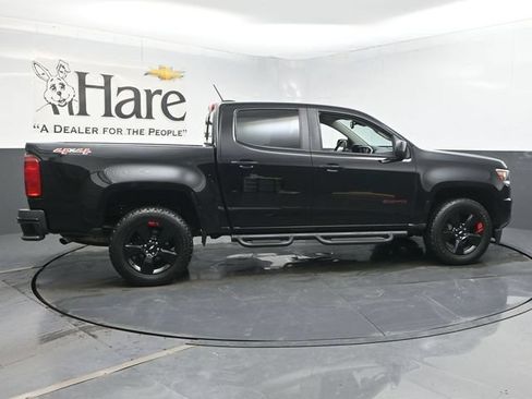Used 2020 Chevrolet Colorado LT w/ Redline Special Edition AWD/4WD image 36