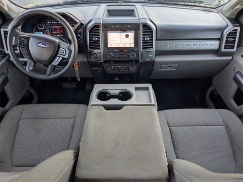 Used 2019 Ford F250 XLT w/ XLT Value Package image 14