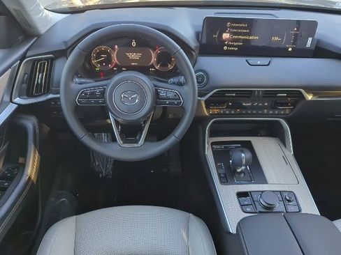 Used 2026 MAZDA CX-90 3.3 Turbo w/ Premium Sport Pkg image 4
