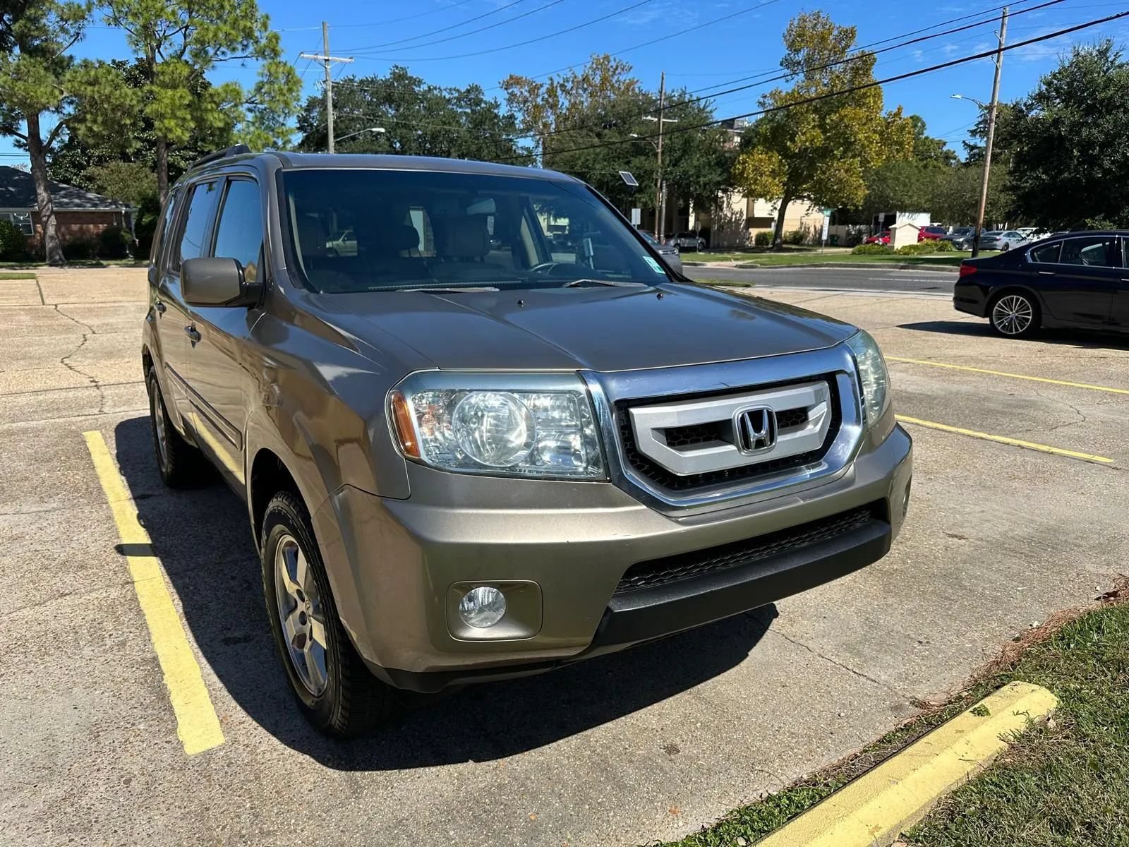 Used 2011 Honda Pilot EX-L image 1