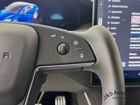 Used 2021 Tesla Model S Plaid image 14