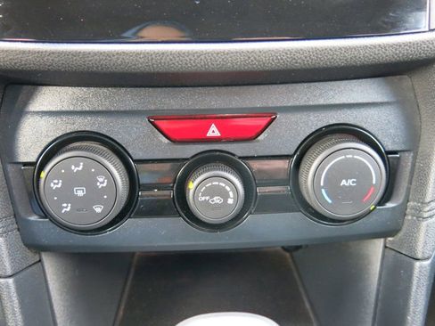 Used 2019 Subaru Crosstrek 2.0i image 28