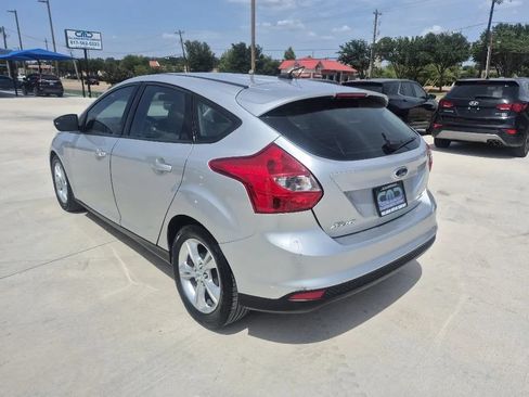 Used 2013 Ford Focus SE FWD image 8