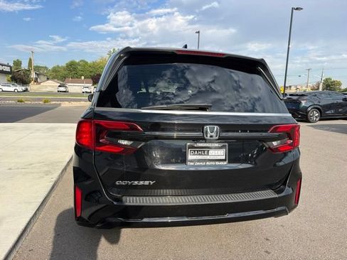 Used 2025 Honda Odyssey EX-L image 7