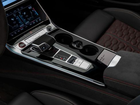 Used 2025 Audi RS 6 performance image 79