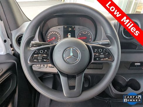 Used 2023 Mercedes-Benz Sprinter 144 Cargo image 16