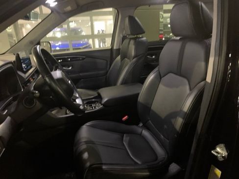 Used 2023 Honda Pilot EX-L image 8