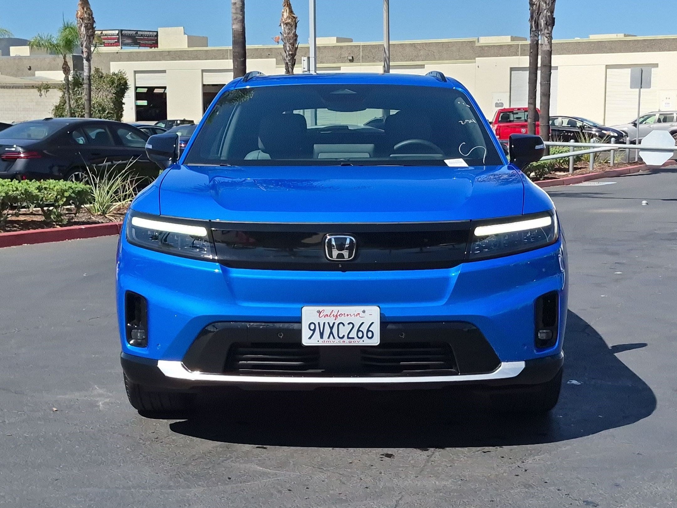 Used 2025 Honda Prologue Elite image 3