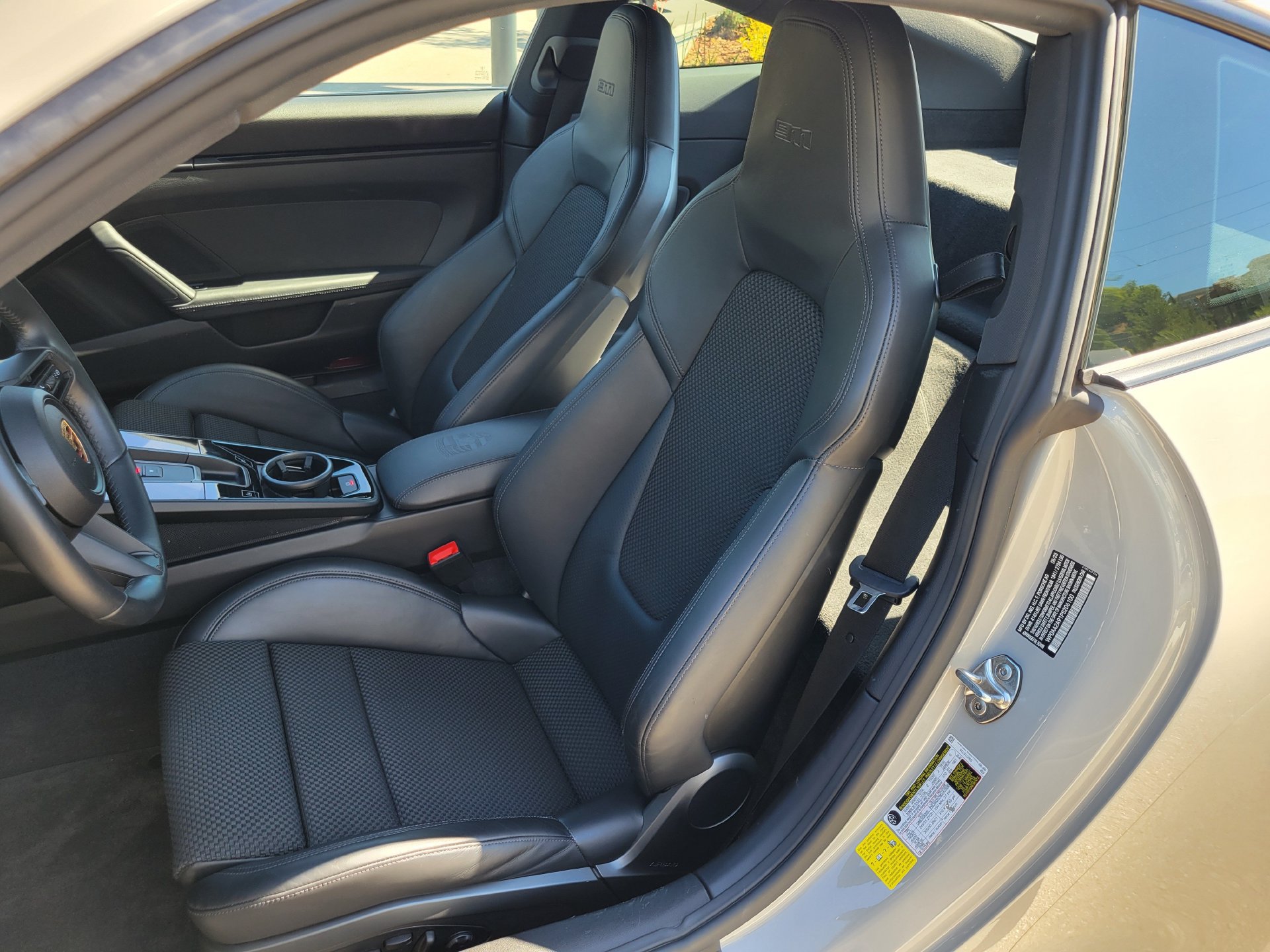 Certified 2023 Porsche 911 Carrera T RWD image 5