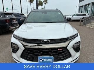 Used 2023 Chevrolet TrailBlazer RS w/ Sun and Liftgate Package FWD image 2