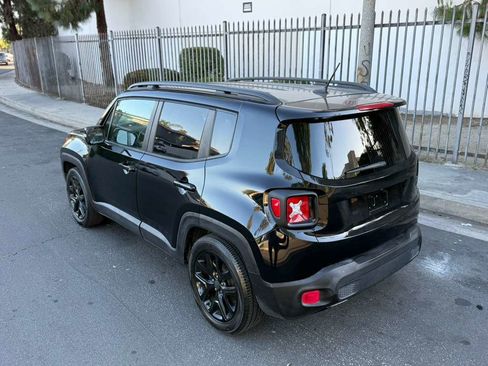 Used 2017 Jeep Renegade Altitude image 13