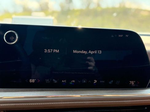 Used 2025 Chevrolet Tahoe High Country image 27