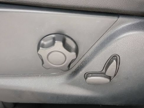 Used 2020 Ford EcoSport Titanium FWD image 14