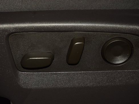 Used 2025 Chevrolet Silverado 1500 Custom Trail Boss image 41