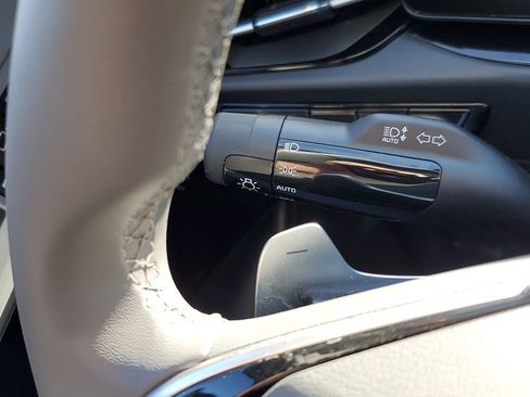 Used 2025 Kia Niro EX image 15