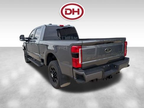 Used 2026 Ford F250 Lariat w/ Black Appearance Package AWD/4WD image 8