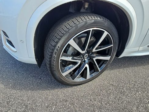 Used 2024 Volvo XC90 B6 Plus w/ Protection Package Premier image 32