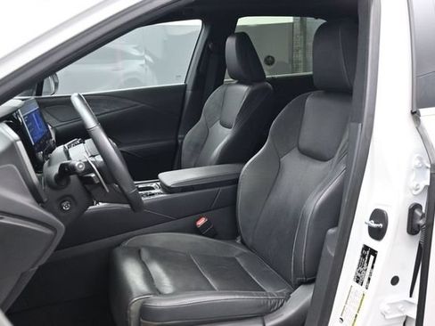 Used 2023 Lexus RX 350 AWD w/ Accessory Package image 5