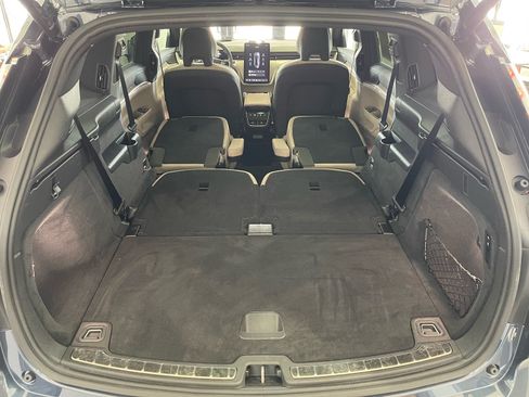 Used 2025 Volvo EX90 Plus AWD/4WD image 35