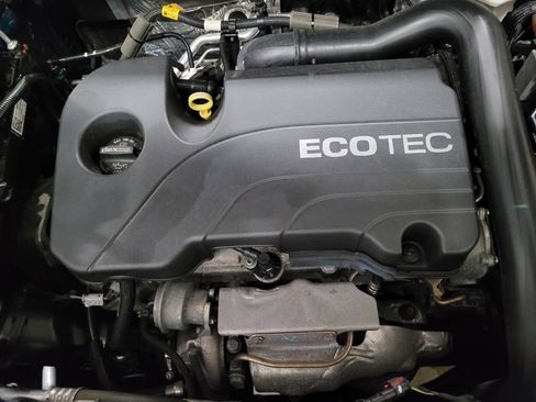 Used 2022 Chevrolet Equinox LS AWD/4WD image 30