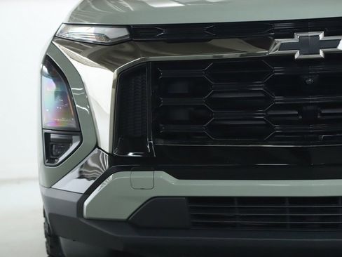 Used 2025 Chevrolet Equinox ACTIV w/ Safety and Technology Package image 7