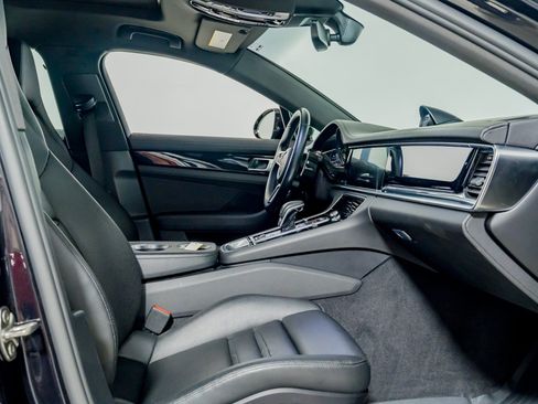 Used 2018 Porsche Panamera 4S AWD/4WD image 28