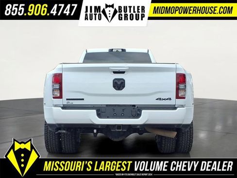 Used 2024 RAM 3500 Big Horn w/ Night Edition AWD/4WD image 4