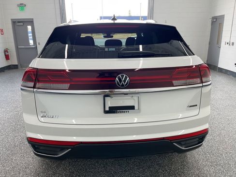 New 2026 Volkswagen Atlas Cross Sport SE AWD/4WD image 4