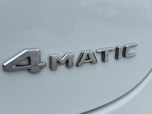 Used 2020 Mercedes-Benz GLC 300 4MATIC Coupe image 41