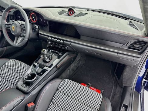 Certified 2022 Porsche 911 GT3 RWD image 29