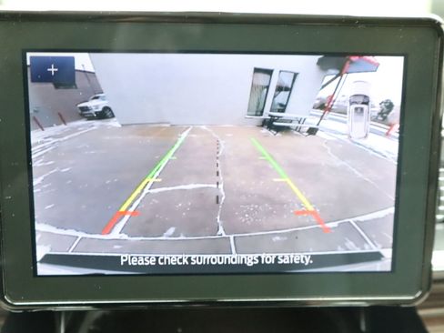 Used 2023 Ford Explorer Limited image 53