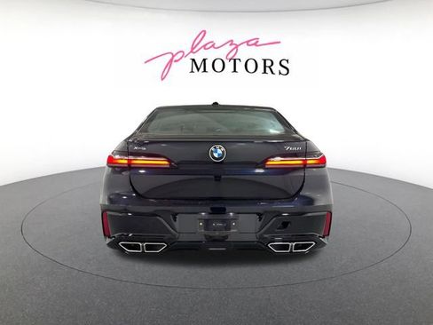 Certified 2025 BMW 760i xDrive w/ Executive Package AWD/4WD image 6