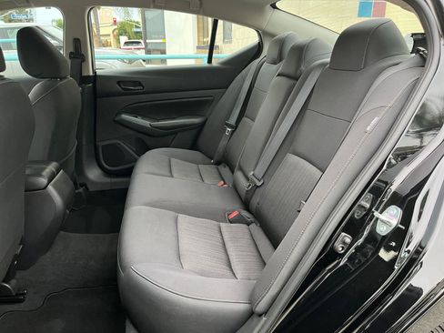 Used 2025 Nissan Altima 2.5 SV image 25