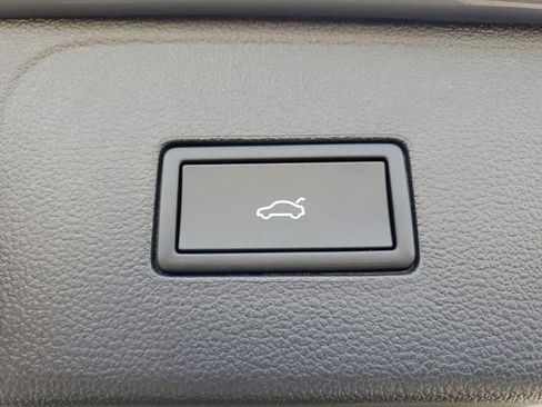 New 2026 Volkswagen Atlas Peak Edition AWD/4WD image 8