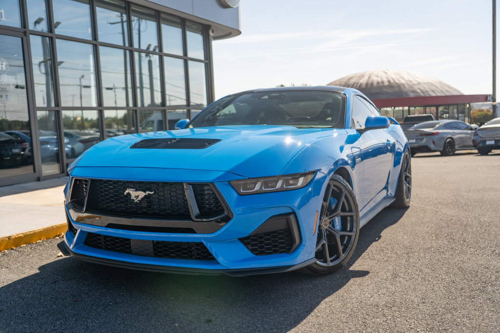 Used 2024 Ford Mustang GT Premium w/ GT Performance Package RWD image 2