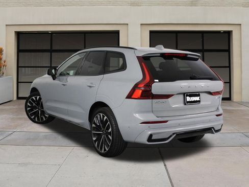 Used 2026 Volvo XC60 B5 Ultra w/ Protection Package Premier AWD/4WD image 2