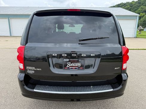 Used 2020 Dodge Grand Caravan SXT FWD image 6