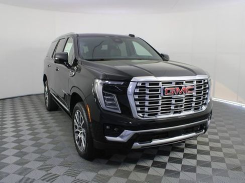 New 2026 GMC Yukon Denali w/ Denali Reserve Package AWD/4WD image 35