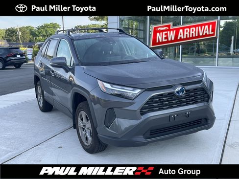 Certified 2023 Toyota RAV4 LE AWD/4WD image 1