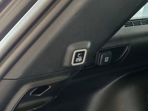 Used 2023 Jeep Grand Cherokee Altitude AWD/4WD image 14