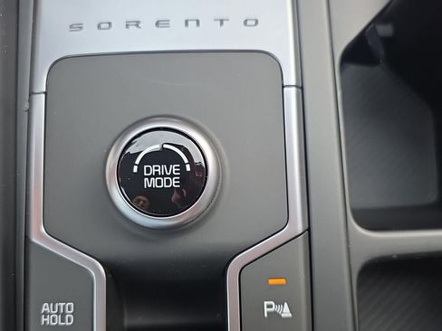 New 2026 Kia Sorento EX FWD image 30