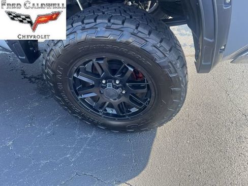 Used 2020 Toyota Tundra SR5 w/ SR5 Upgrade Package RWD image 37