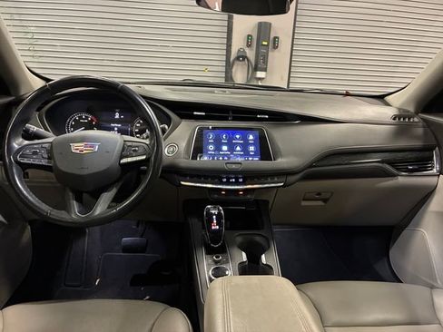 Used 2023 Cadillac XT4 Premium Luxury w/ Cold Weather Package FWD image 12